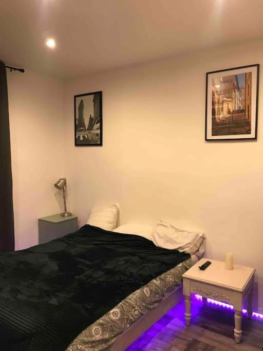 Ferienwohnung T2 La Joliette Sur Notre Dame Marseilles Exterior foto
