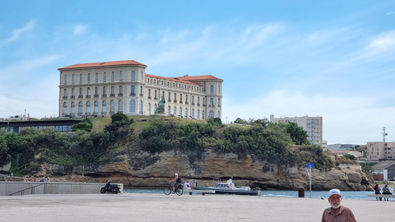 Ferienwohnung T2 La Joliette Sur Notre Dame Marseilles Exterior foto